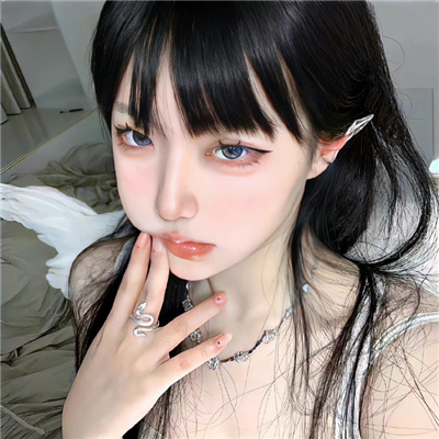 文山伴游女生孛安春的资料